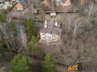 дом 500 м² на участке 12 сот.