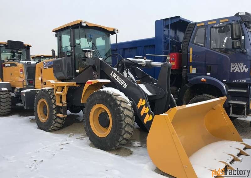 фронтальный погрузчик xcmg lw300fn