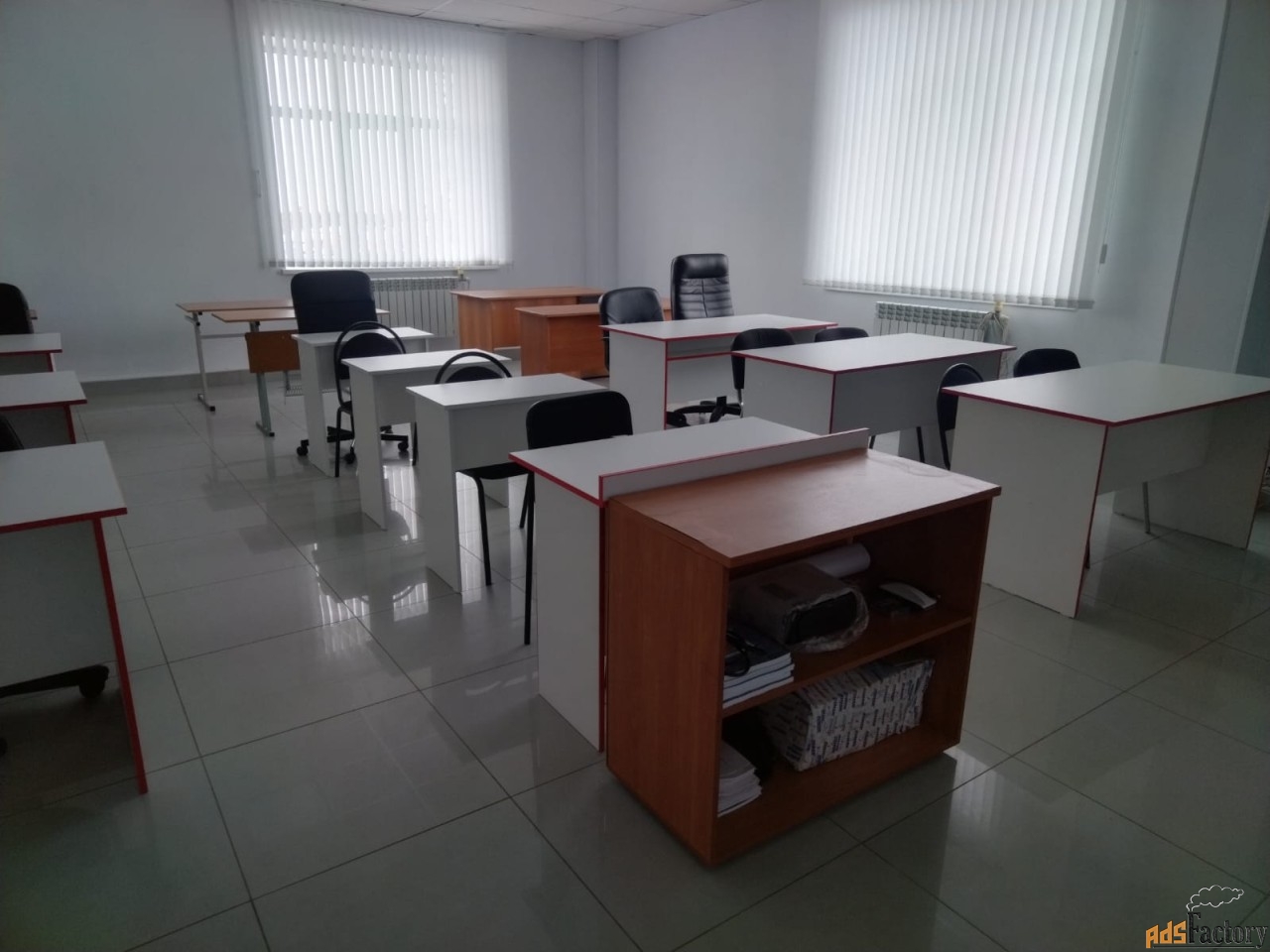 офисное помещение, 394 м²