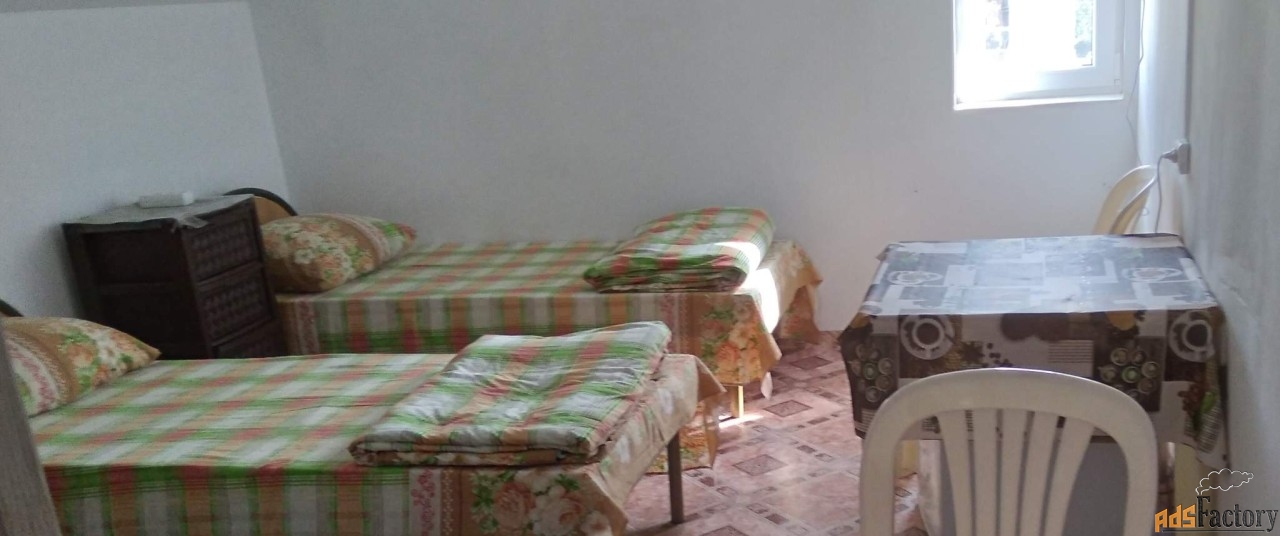Комната 10 м² в 4-к, 1/1 эт.