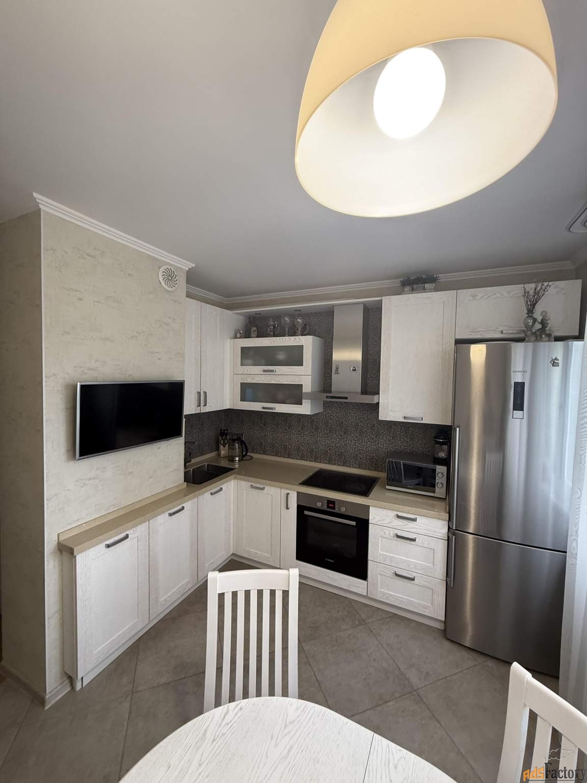 3 - комн. квартира, 74 м², 2/17 эт.