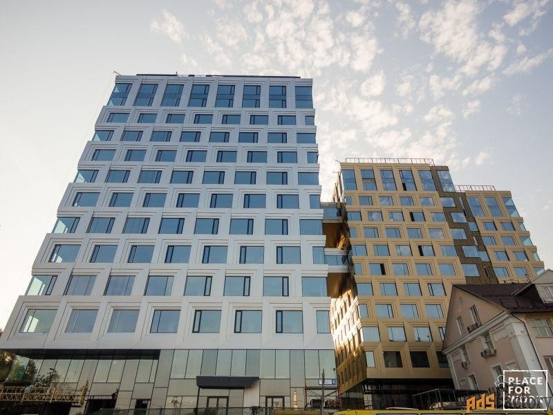 машиноместо , 14 м²