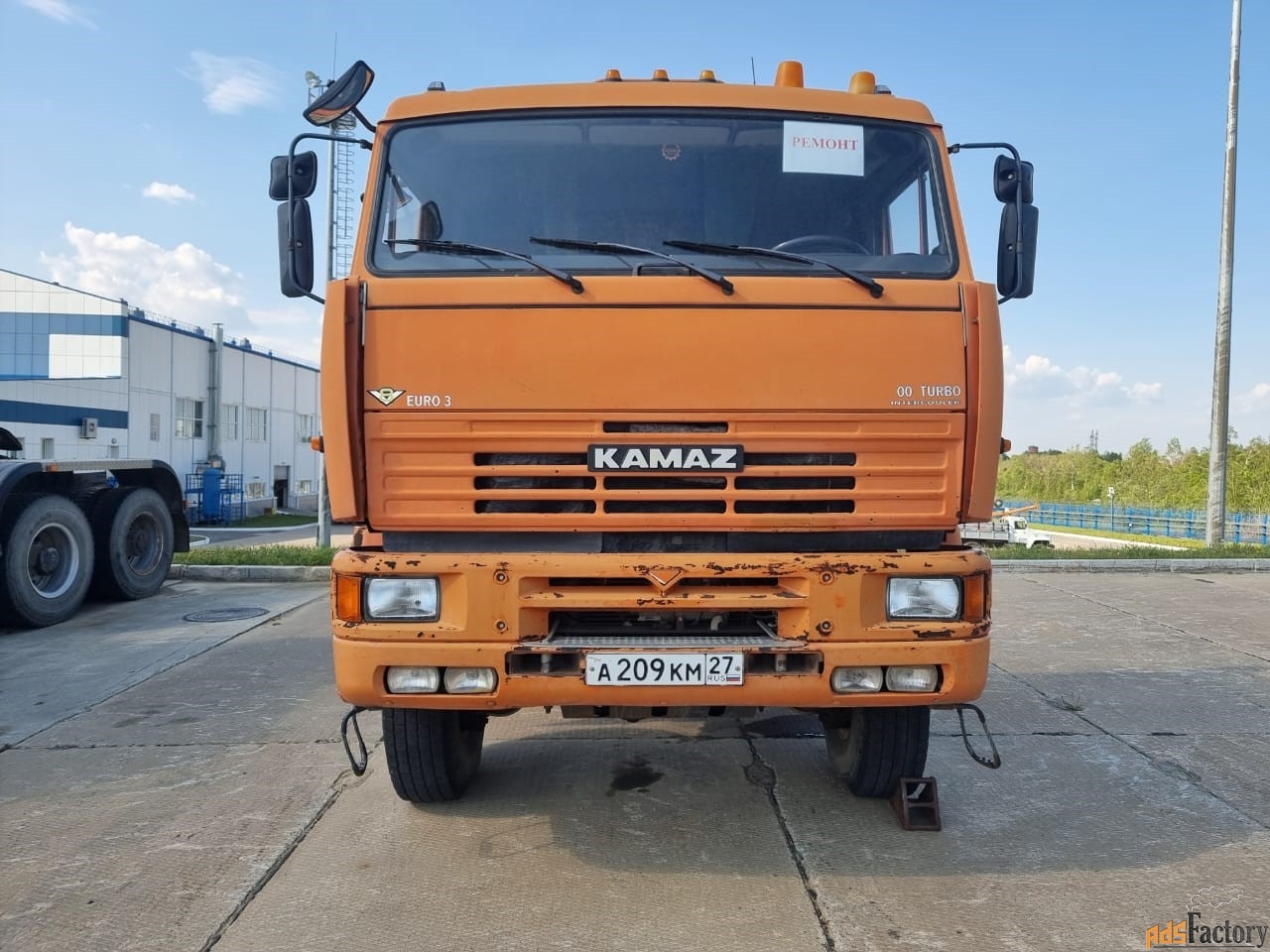 тягач седельный камаз 65225-014-22 (л2)
