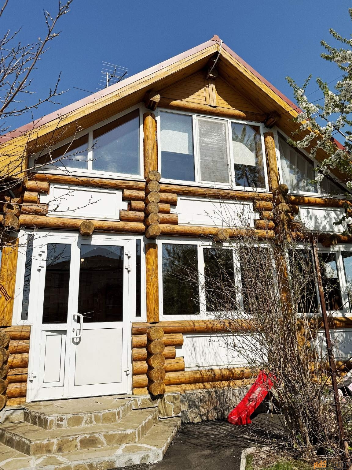 коттедж 140 м² на участке 7.5 сот.