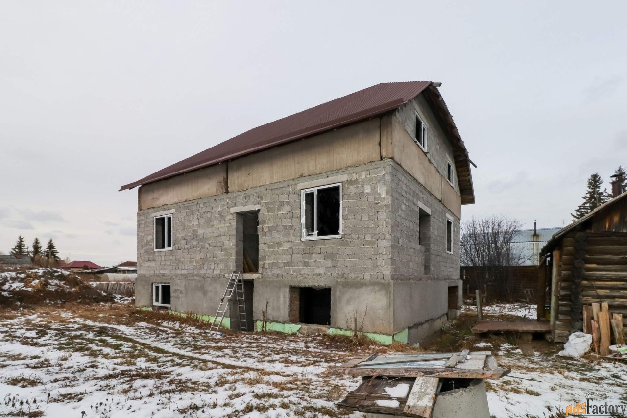дом 135 м² на участке 12 сот.