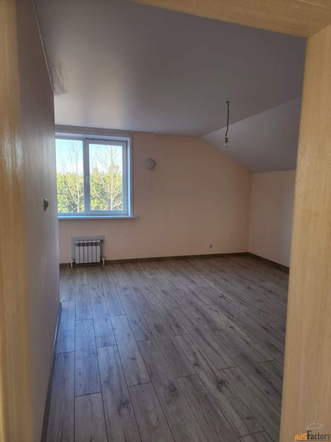 дом 303 м² на участке 8 сот.