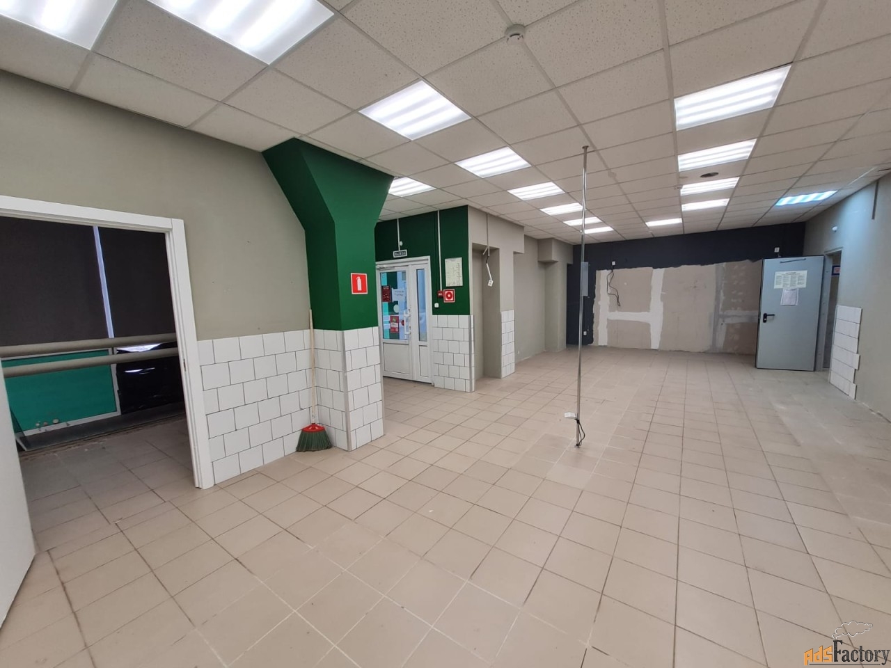 торговое помещение, 89 м²