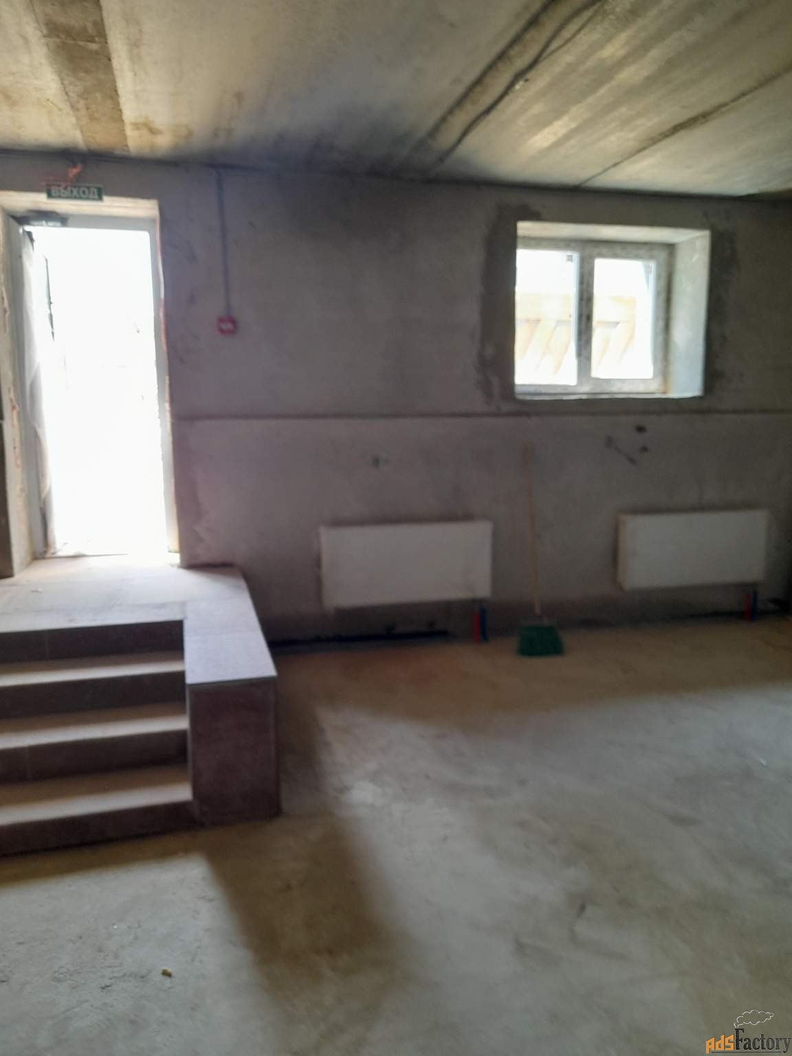 торговое помещение, 150 м²