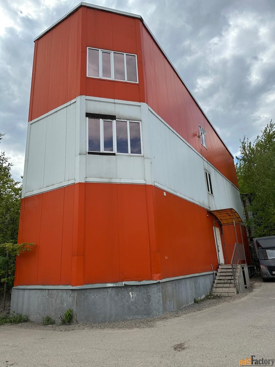 производственно-складской комплекс/помещение, 1300 м²