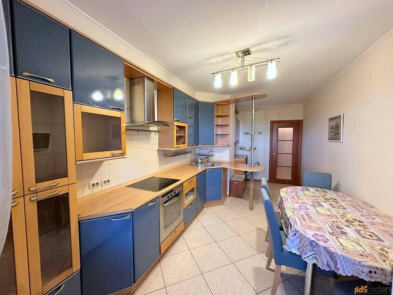 3 - комн. квартира, 81 м², 16/17 эт.