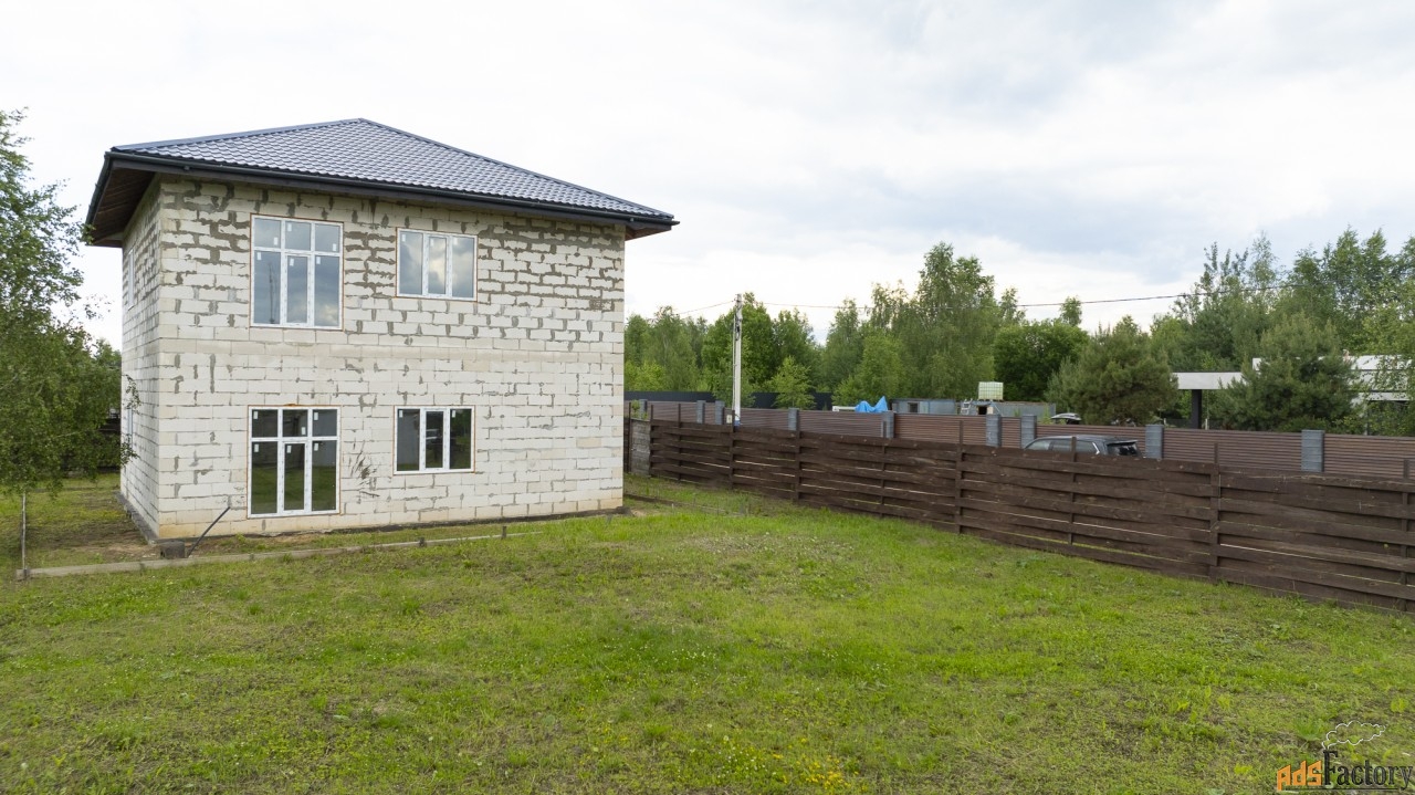 коттедж 180 м² на участке 11 сот.