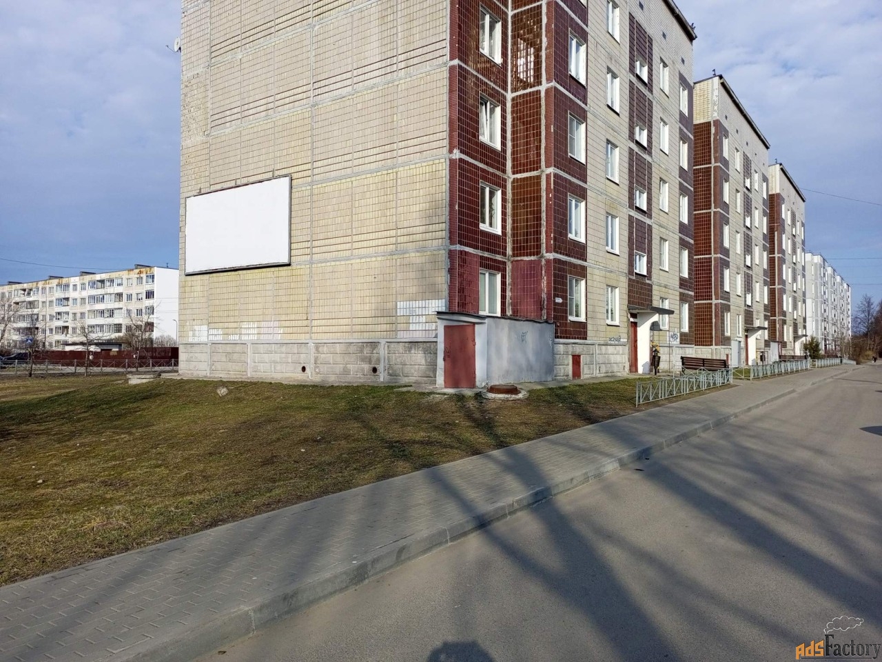 3 - комн. квартира, 72.3 м², 1/5 эт.