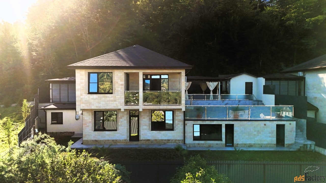 дом 150 м² на участке 5 сот.