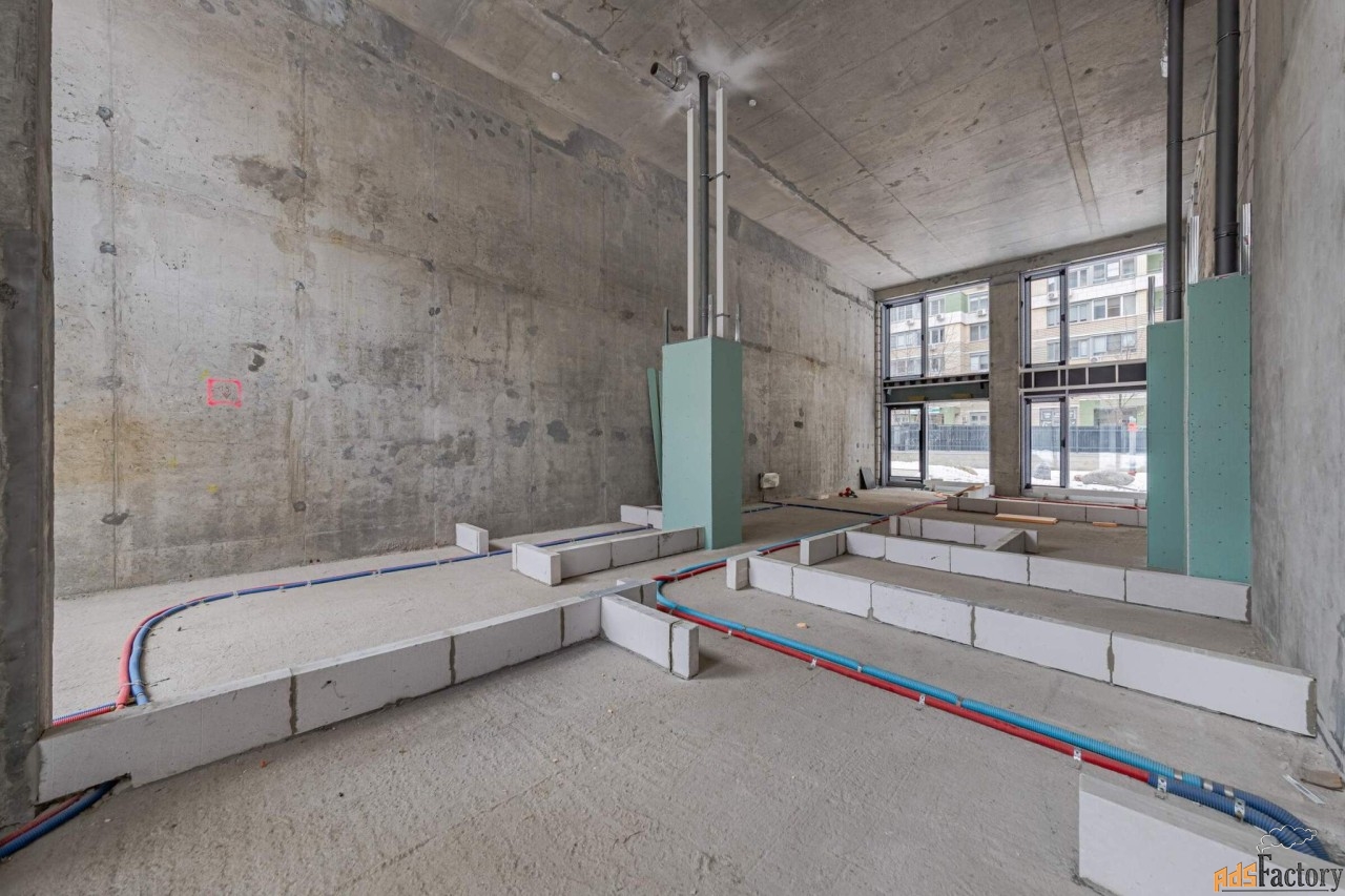 3 - комн. квартира, 95.3 м², 1/8 эт.