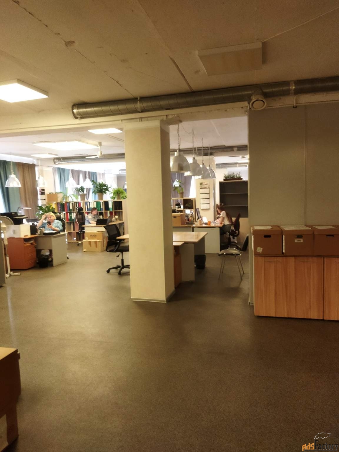 офисное помещение, 375 м²