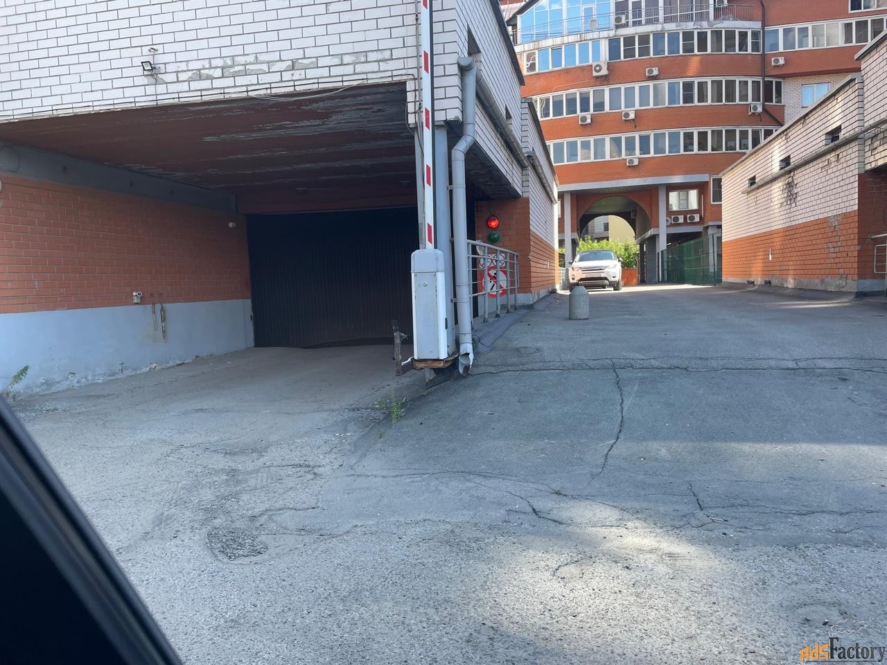 машиноместо , 16.5 м²