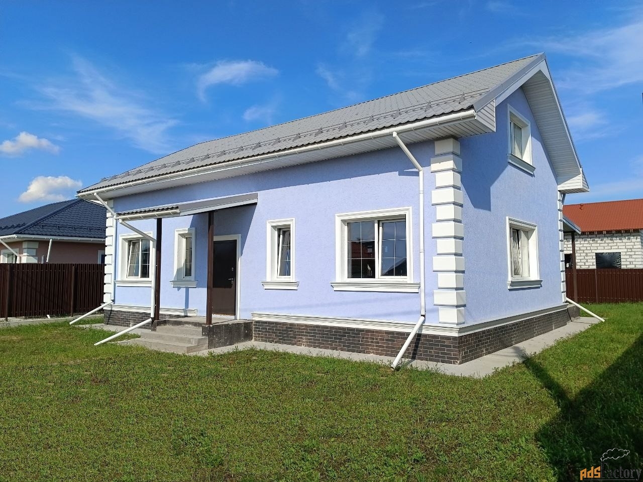 коттедж 194 м² на участке 6 сот.