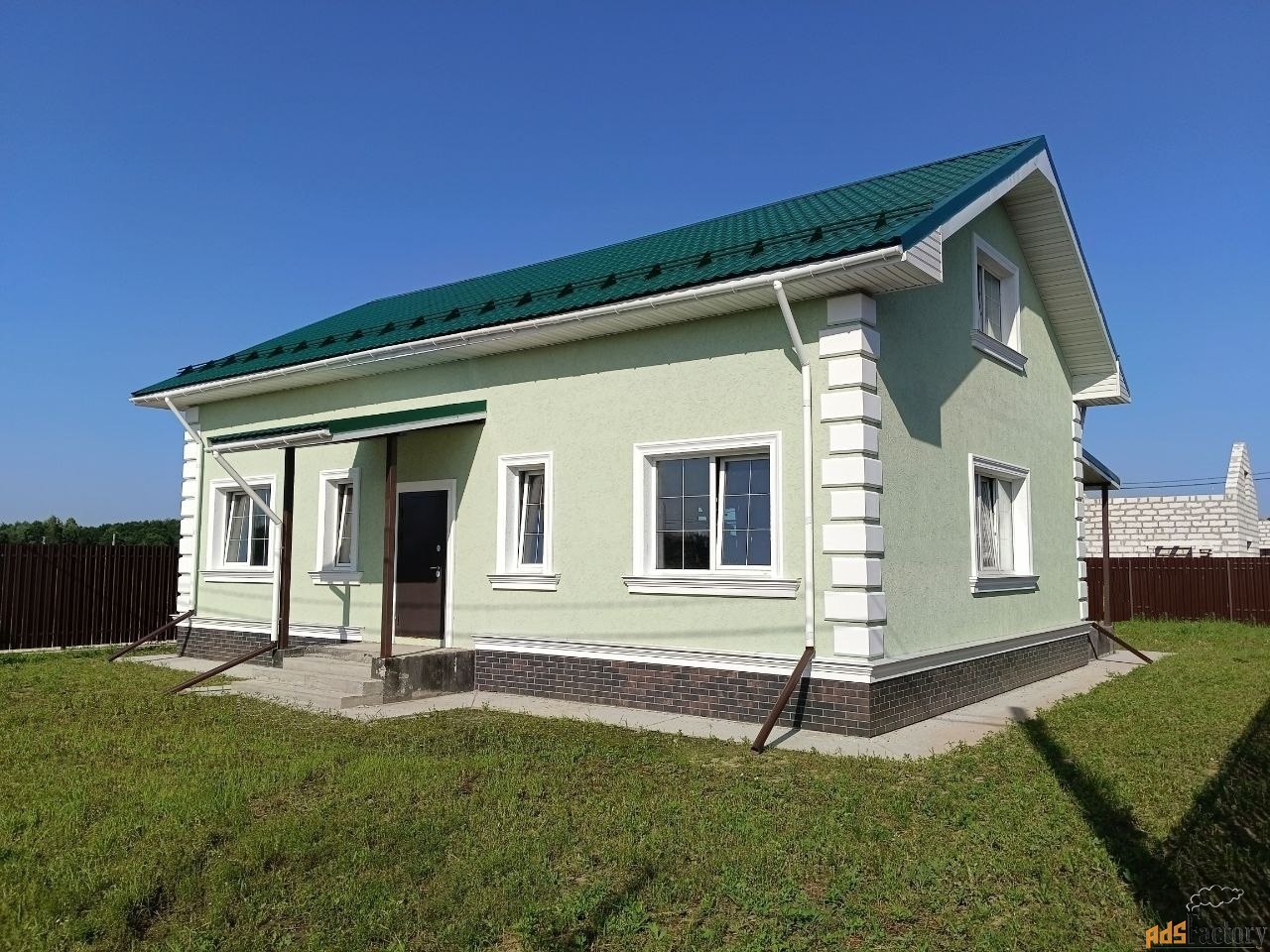 дом 193 м² на участке 6 сот.