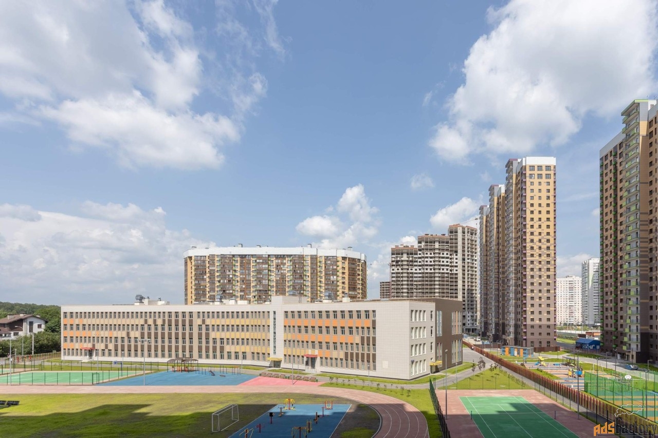 машиноместо , 13.6 м²