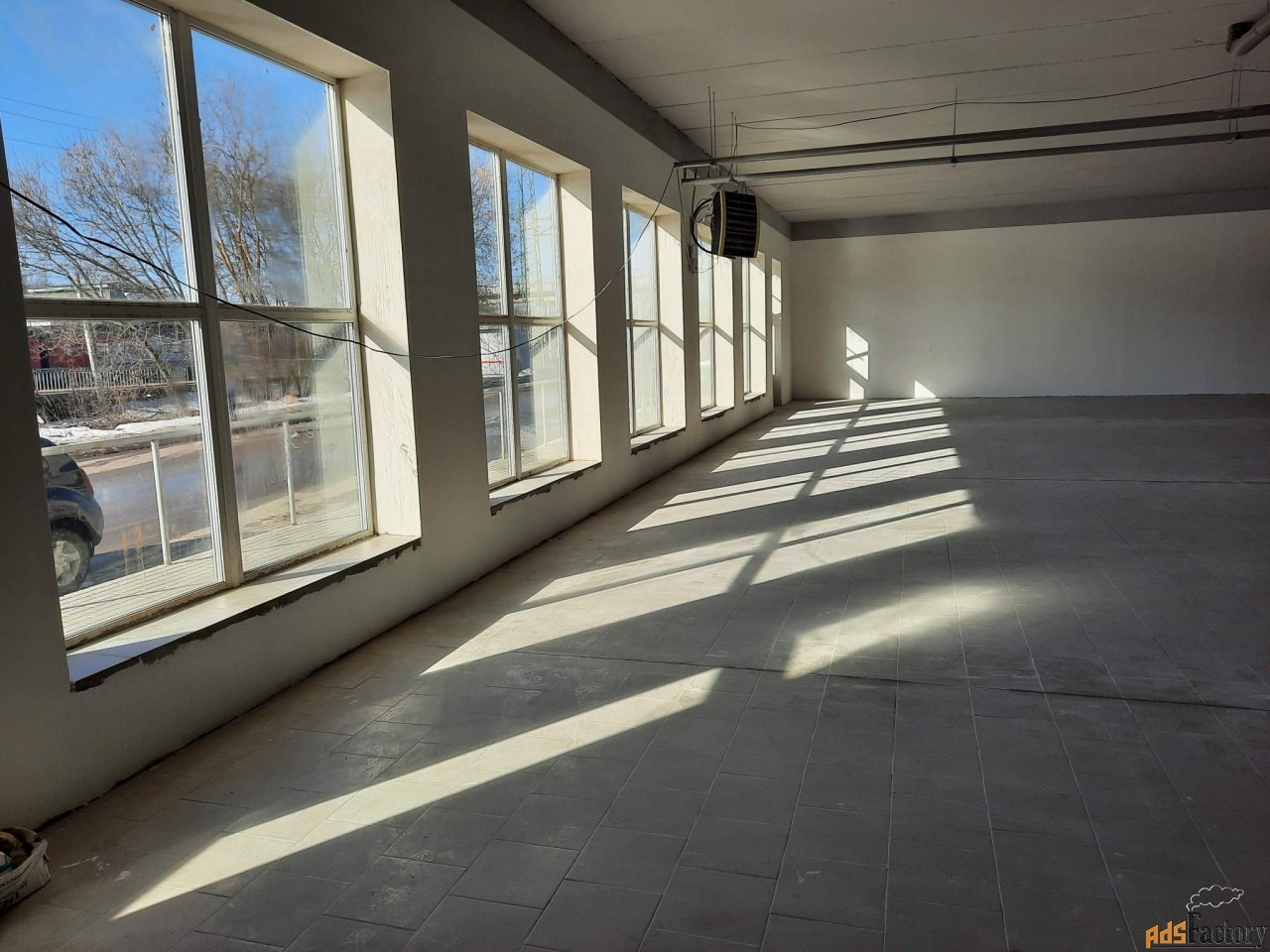 торговое помещение, 887.8 м²
