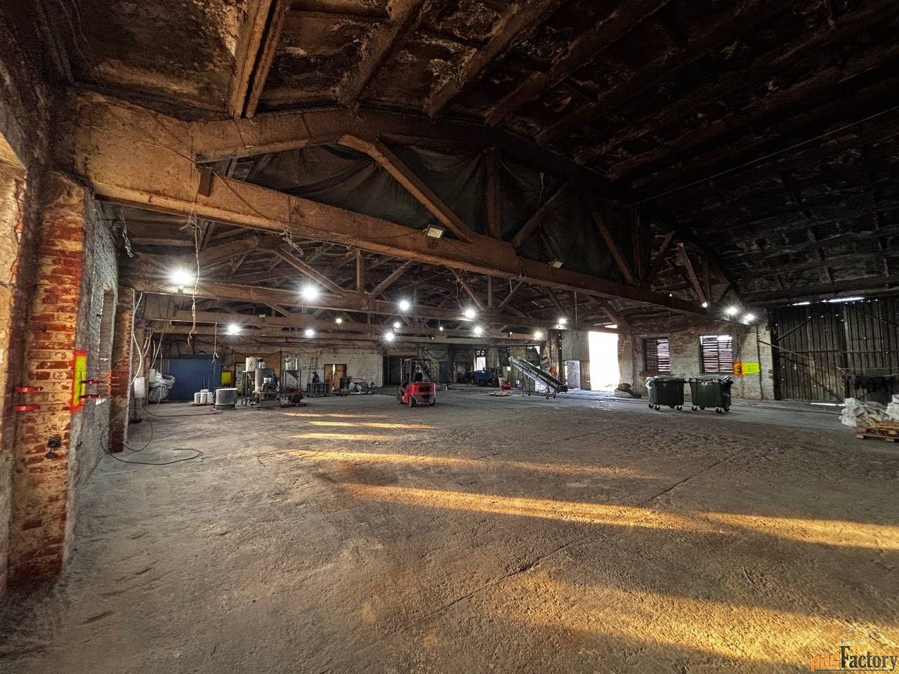производственно-складской комплекс/помещение, 1850 м²