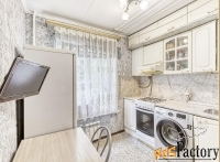 3 - комн.  квартира, 63.6 м², 1/9 эт.