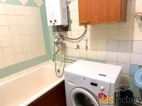 3 - комн.  квартира, 79.2 м², 5/5 эт.