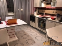 2 - комн.  квартира, 59 м², 4/17 эт.