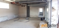 дом 713.3 м² на участке 42 сот.