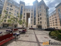2 - комн.  квартира, 130.6 м², 2/7 эт.