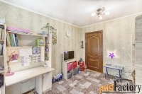 3 - комн.  квартира, 63.6 м², 1/9 эт.