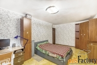 3 - комн.  квартира, 63.6 м², 1/9 эт.