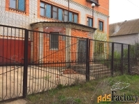 дом 608.1 м² на участке 21.8 сот.