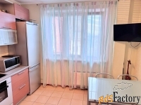 3 - комн.  квартира, 78.1 м², 10/14 эт.