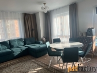 3 - комн.  квартира, 61.1 м², 18/33 эт.