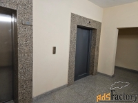 8 - комн.  квартира, 330 м², 16/17 эт.