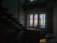 8 - комн.  квартира, 330 м², 16/17 эт.