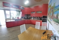 коттедж 246.8 м² на участке 10.5 сот.