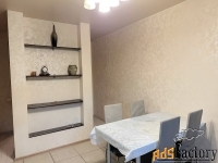 3 - комн.  квартира, 76 м², 1/17 эт.