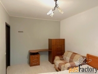 3 - комн.  квартира, 76 м², 1/17 эт.