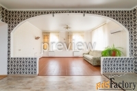 дом 490 м² на участке 16.77 сот.