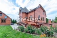 дом 490 м² на участке 16.77 сот.