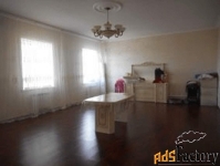 коттедж 627 м² на участке 10 сот.