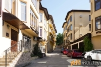 2 - комн.  квартира, 57.6 м², 2/3 эт.