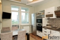 4 - комн.  квартира, 141 м², 14/19 эт.