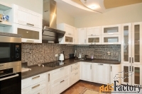 4 - комн.  квартира, 141 м², 14/19 эт.