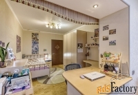 6 - комн.  квартира, 150 м², 7/17 эт.