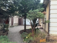 дом 395 м² на участке 8 сот.