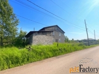 дом 405.1 м² на участке 10 сот.