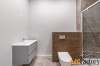 4 - комн.  квартира, 130.4 м², 8/13 эт.